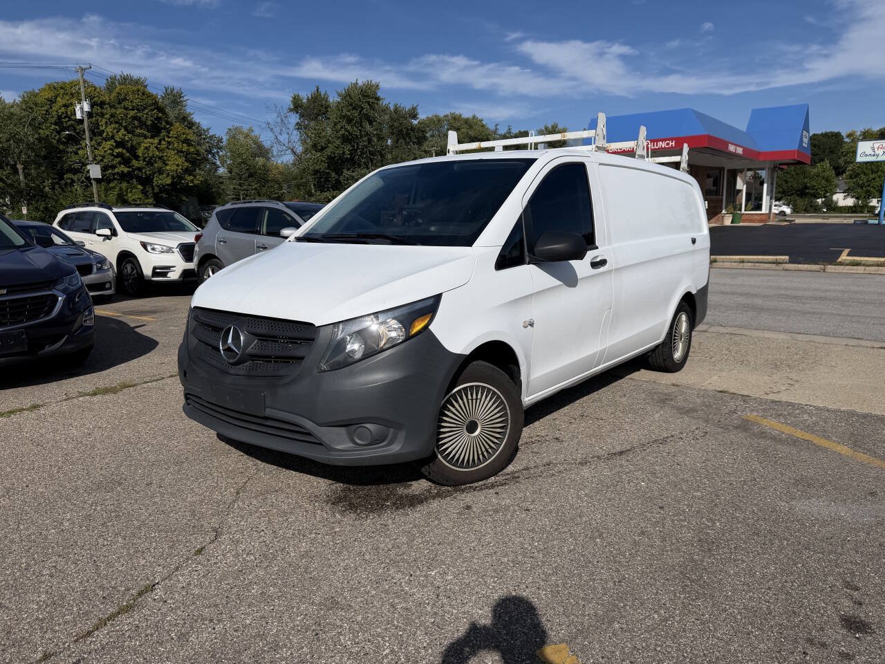 Used 2019 Mercedes-Benz Metris image 3