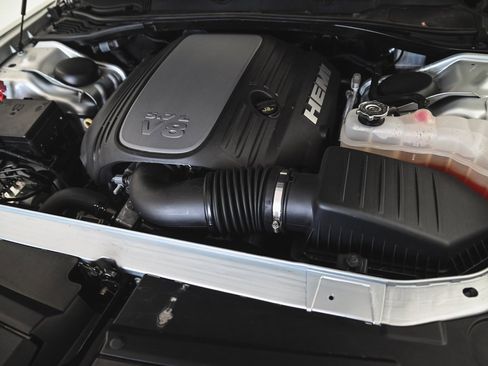 Used 2023 Dodge Challenger R/T w/ Blacktop Package image 33