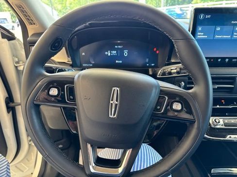 Used 2023 Lincoln Corsair AWD w/ Equipment Group 101A image 17