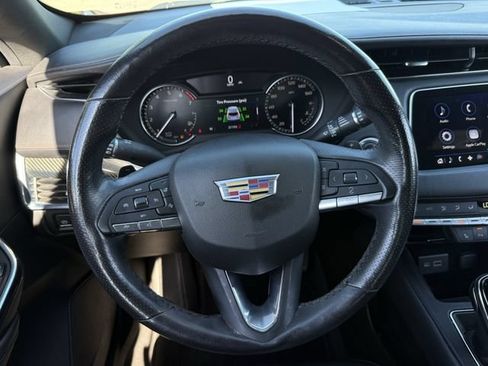 Used 2023 Cadillac XT4 Sport w/ Cold Weather Package FWD image 13