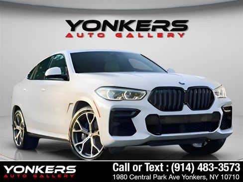 Used 2022 BMW X6 xDrive40i w/ Executive Package image 16