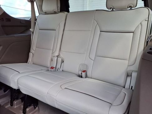 Used 2023 GMC Yukon Denali w/ Denali Reserve Package AWD/4WD image 6