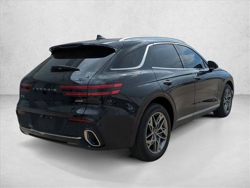 Used 2025 Genesis GV70 2.5T w/ Advanced Package AWD/4WD image 5