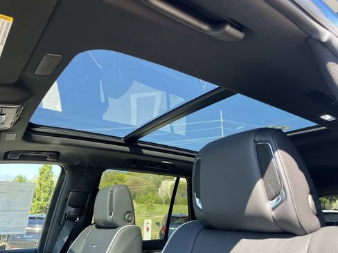 New 2026 Cadillac Escalade Luxury w/ Touring Package image 22