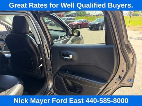 Used 2020 Jeep Compass Latitude AWD/4WD image 23