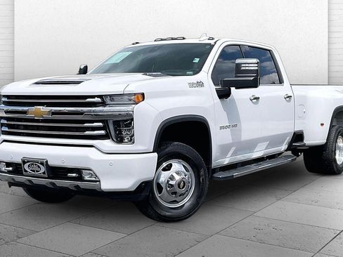 Used 2020 Chevrolet Silverado 3500 High Country AWD/4WD image 13