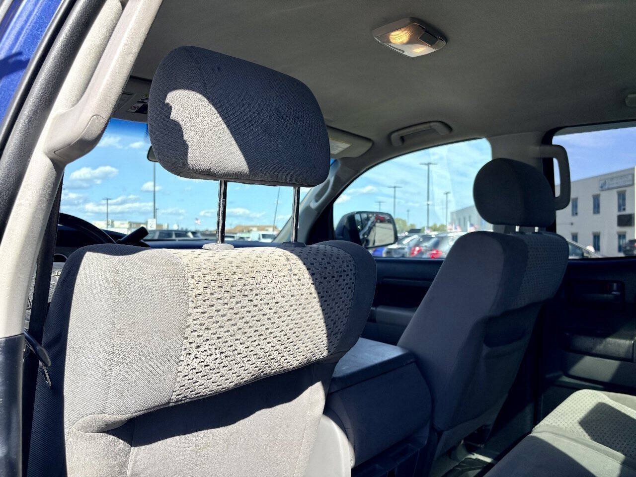 Used 2011 Toyota Tundra 4x4 Double Cab w/ Tow Pkg image 19