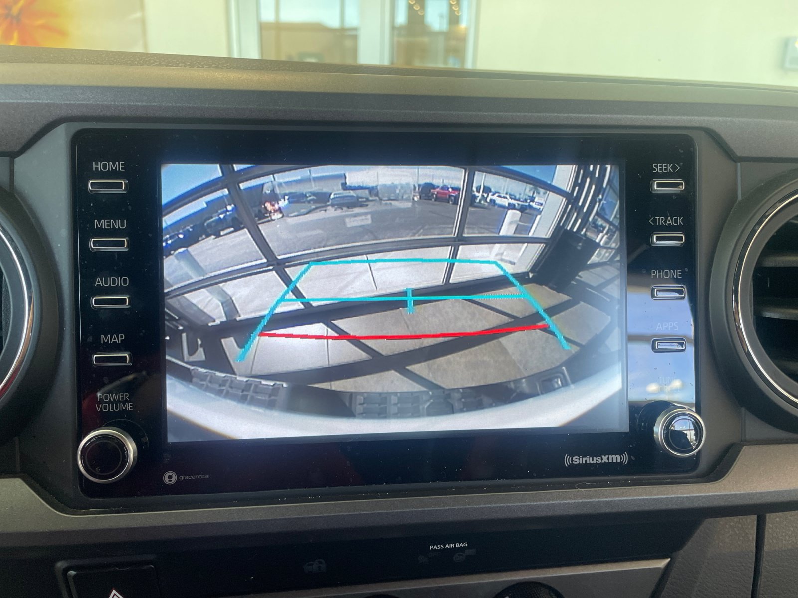 Used 2020 Toyota Tacoma TRD Off-Road AWD/4WD image 29