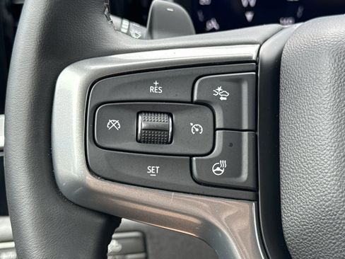 Used 2026 Chevrolet Silverado 1500 LT AWD/4WD image 19