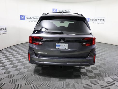 Used 2026 Honda Odyssey EX-L image 5