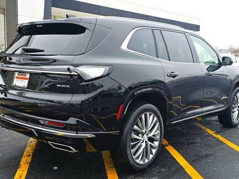 New 2026 Buick Enclave Avenir w/ Super Cruise Package image 9