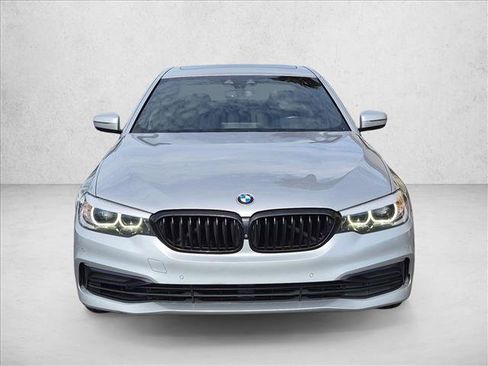 Used 2019 BMW 530e w/ Convenience Package RWD image 2