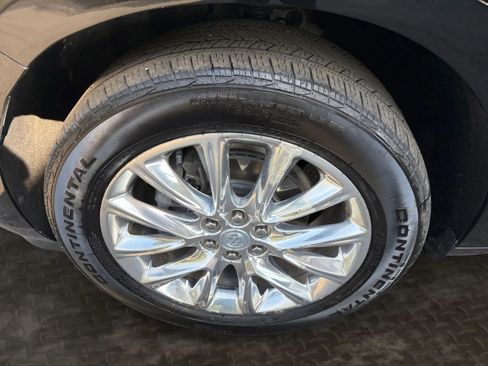 Used 2021 Buick Enclave Essence w/ Sound and Sites Package AWD/4WD image 38