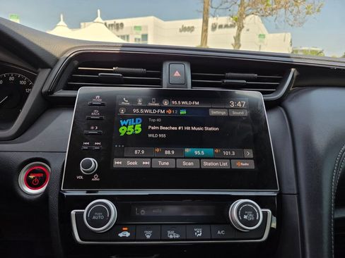 Used 2019 Honda Insight EX image 21