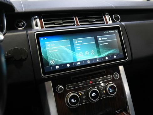 Used 2016 Land Rover Range Rover image 43