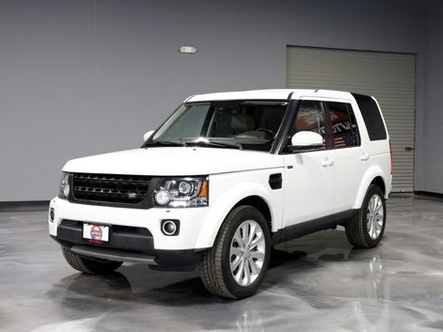 Used 2014 Land Rover LR4 HSE LUX AWD/4WD image 3