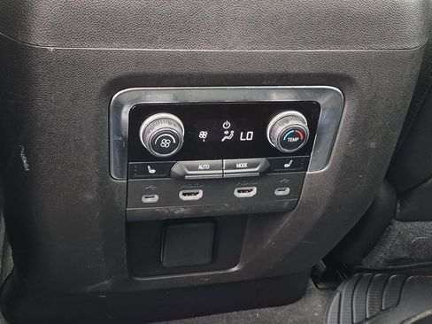 Used 2021 Chevrolet Tahoe RST w/ Luxury Package image 20