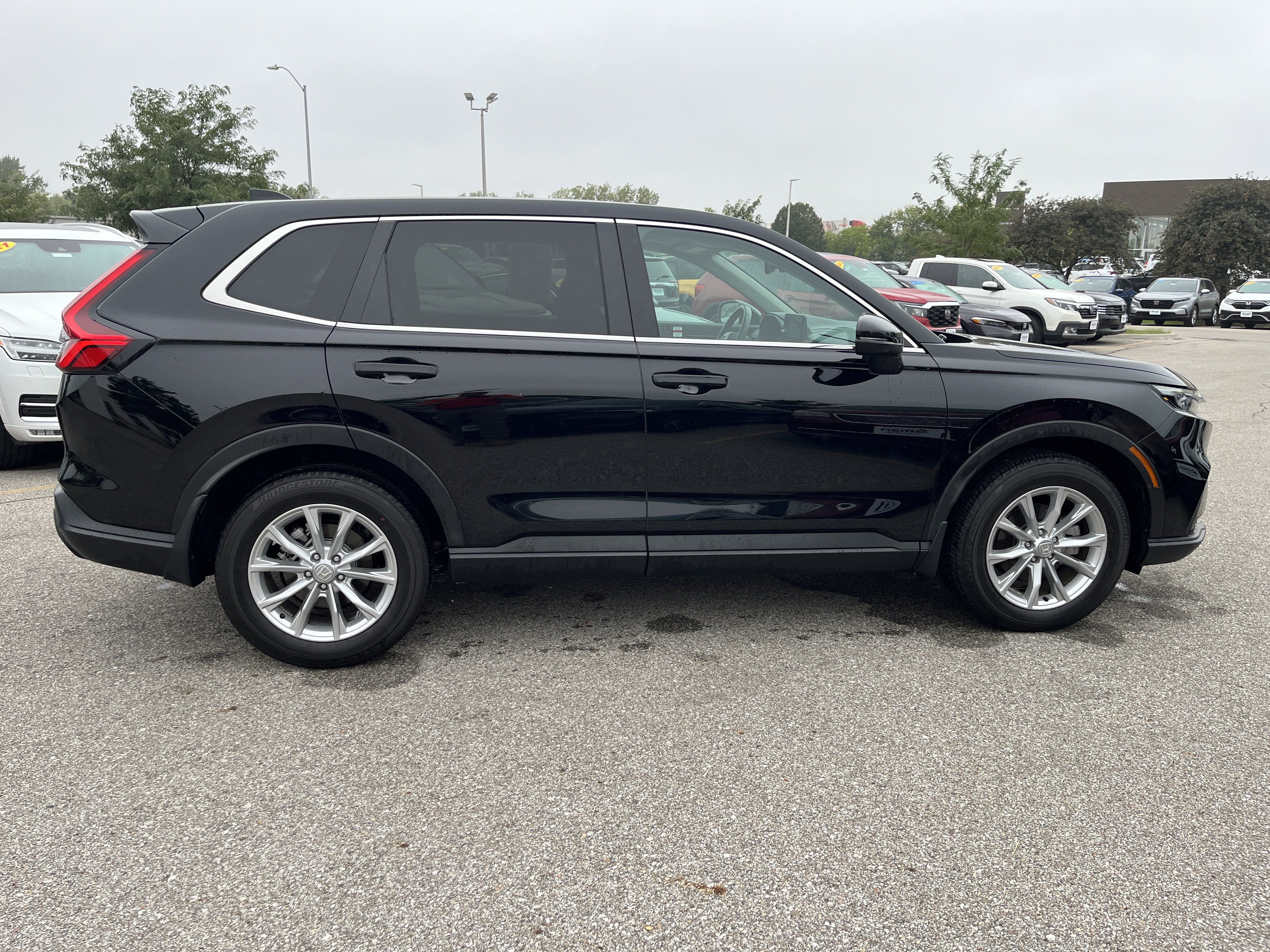 Used 2024 Honda CR-V EX-L image 4