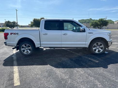 Used 2018 Ford F150 Lariat w/ Equipment Group 502A Luxury AWD/4WD image 4