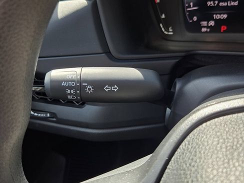 Certified 2024 Honda Accord LX image 27