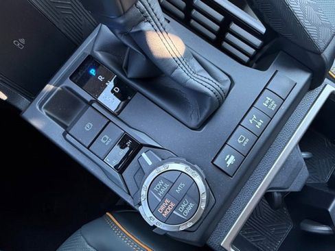 Used 2025 Toyota 4Runner Trailhunter image 25