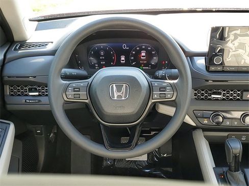 New 2025 Honda Accord SE image 13