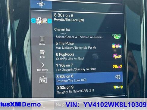 Used 2020 Volvo V60 T5 Cross Country image 32