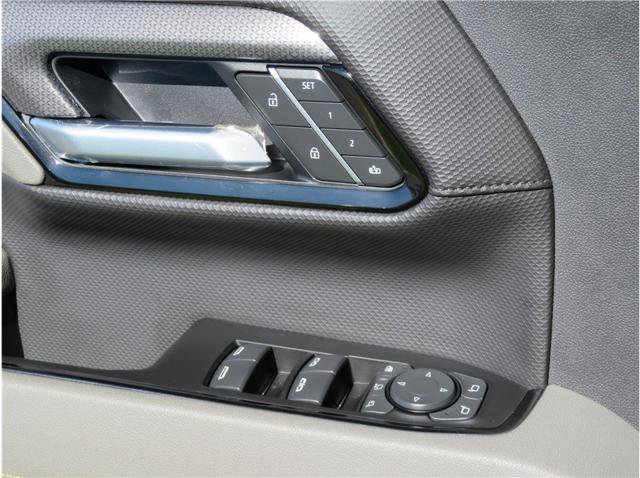 Used 2026 Chevrolet Silverado 2500 ZR2 AWD/4WD image 15