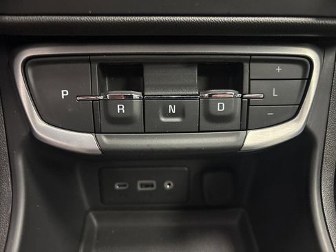 Certified 2024 GMC Terrain SLE image 30