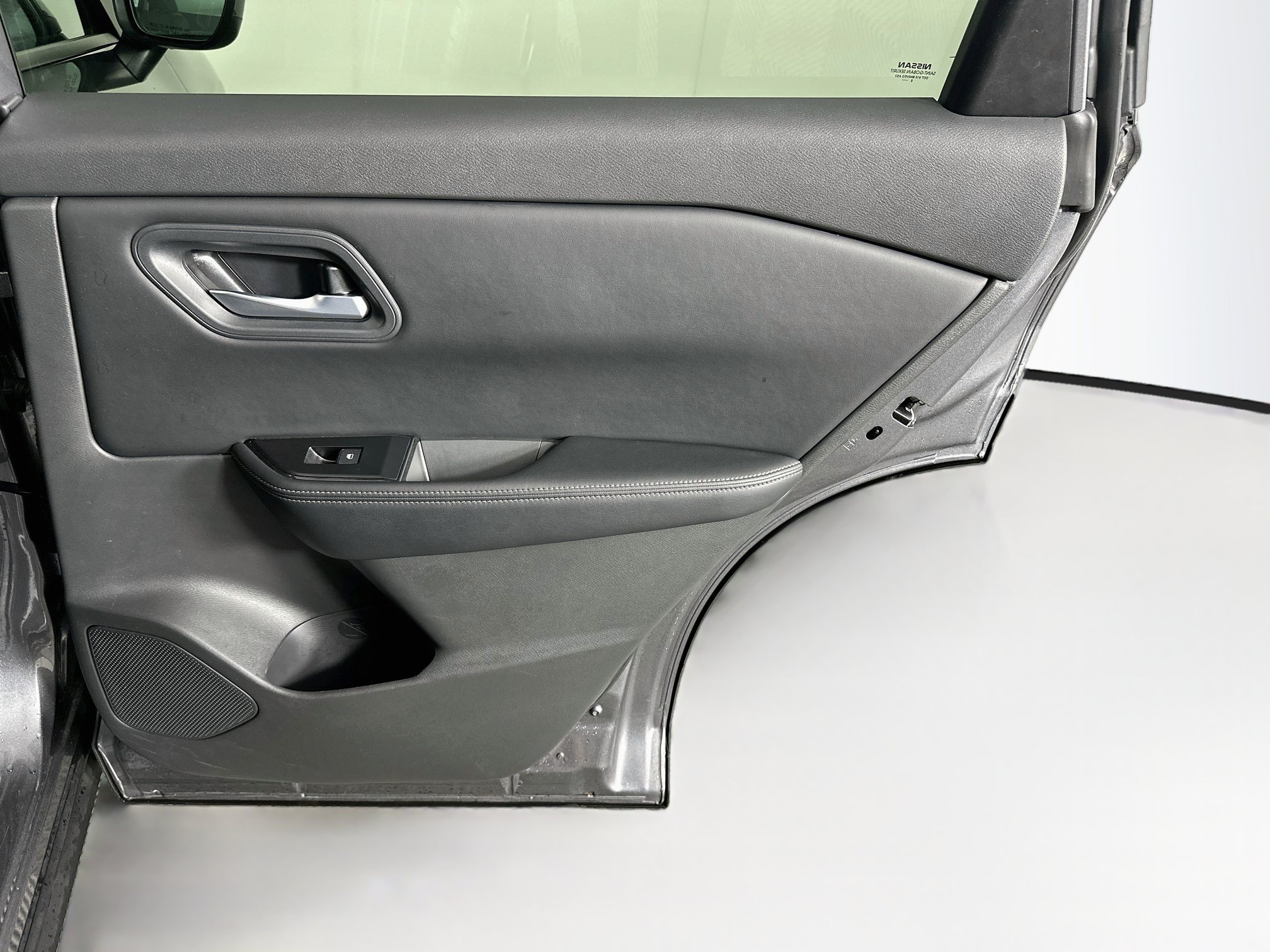 Used 2026 Nissan Rogue SV FWD image 29