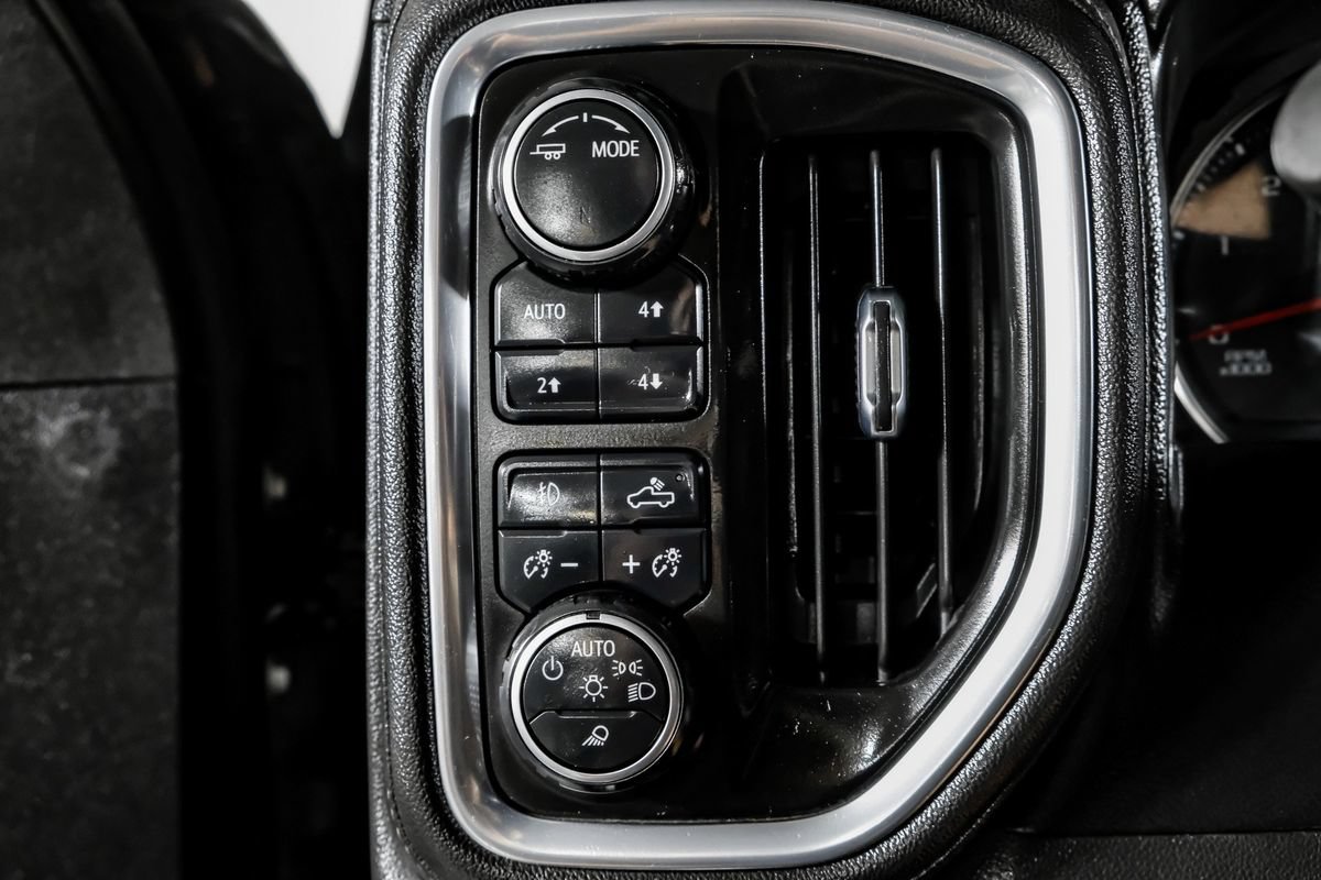 Used 2021 Chevrolet Silverado 2500 LTZ w/ LTZ Plus Package AWD/4WD image 24