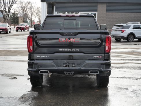 Used 2023 GMC Sierra 1500 AT4 w/ Technology Package image 7