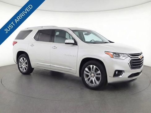 Used 2021 Chevrolet Traverse High Country w/ LPO, Floor Liner Package image 8