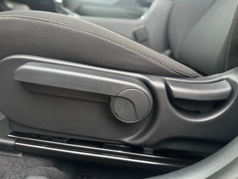 New 2026 Hyundai Kona SE image 12