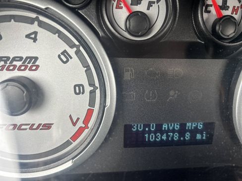 Used 2010 Ford Focus SE FWD image 24