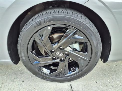 Used 2026 Hyundai Elantra Sport FWD image 7