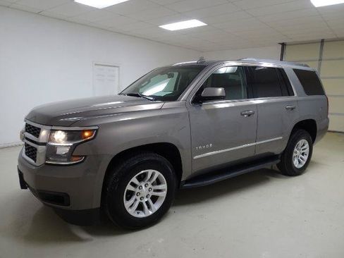 Used 2017 Chevrolet Tahoe LS RWD image 3