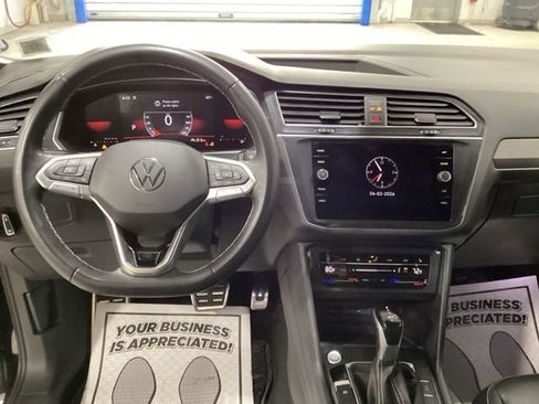 Certified 2023 Volkswagen Tiguan SE R-Line image 6