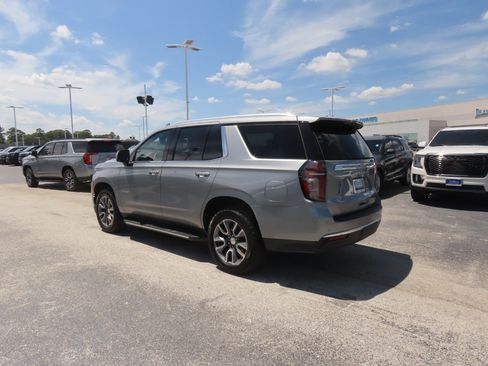 Used 2023 Chevrolet Tahoe LT w/ LT Signature Plus Package RWD image 15