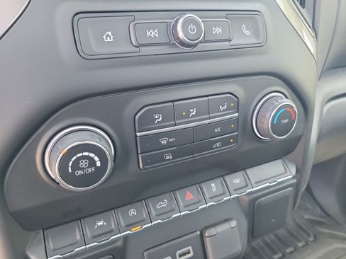 Used 2025 Chevrolet Silverado 1500 W/T RWD image 19