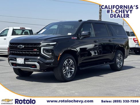 Used 2025 Chevrolet Suburban Z71 AWD/4WD image 3