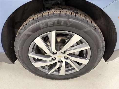 Certified 2024 Chevrolet Equinox LT w/ LPO, Floor Liner Package image 14