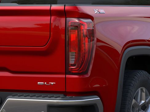 New 2026 GMC Sierra 1500 SLT w/ SLT Premium Plus Package AWD/4WD image 11