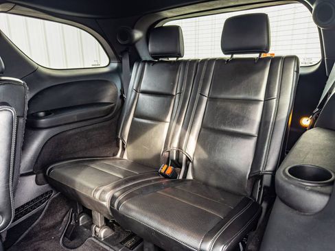 Used 2019 Dodge Durango R/T w/ Technology Group AWD/4WD image 9