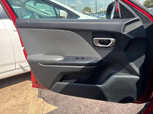 Used 2025 Kia K4 FWD image 18