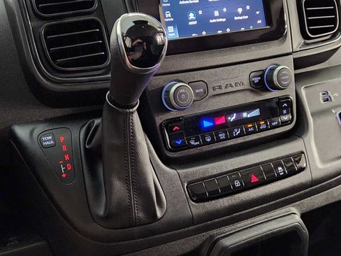 Used 2025 RAM ProMaster 2500 w/ Convenience Group FWD image 26