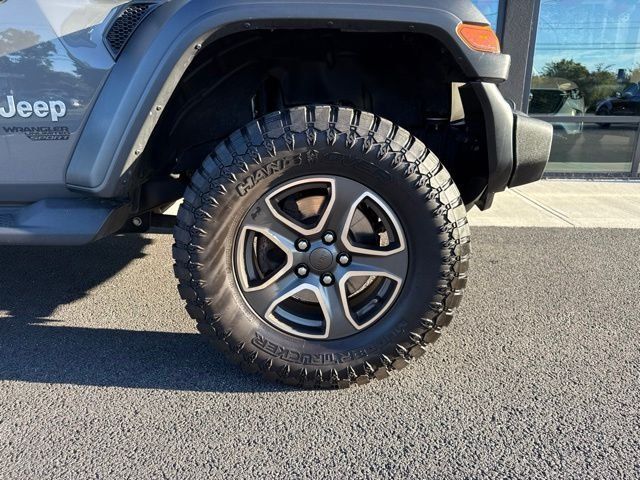 Used 2021 Jeep Wrangler Unlimited Sport AWD/4WD image 11