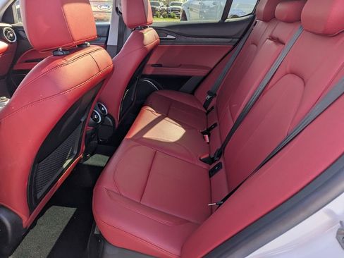 Used 2021 Alfa Romeo Stelvio Sprint w/ Nero Edizione image 18