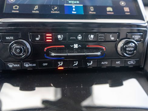 Used 2022 Jeep Grand Cherokee Limited 4xe w/ Luxury Tech Group II image 21