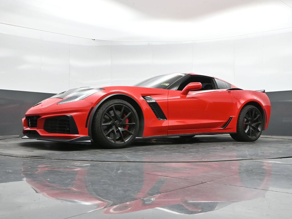 Used 2016 Chevrolet Corvette Z06 w/ 3LZ Preferred Equipment Group RWD image 46